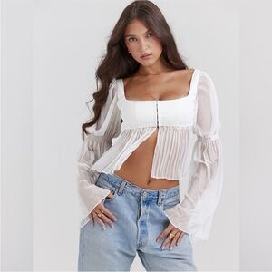 House of CB 'Lucie' White Pleated Top NWOT size S